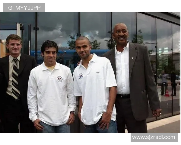 模仿NBA球星与足球明星的风采与技巧探讨